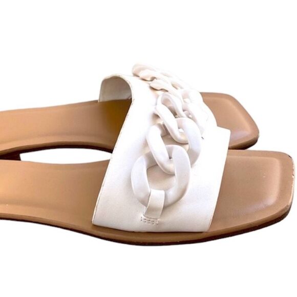 ✨Women's Viv Chain Slide Sandals - A New Day™✨ - Picture 6 of 10